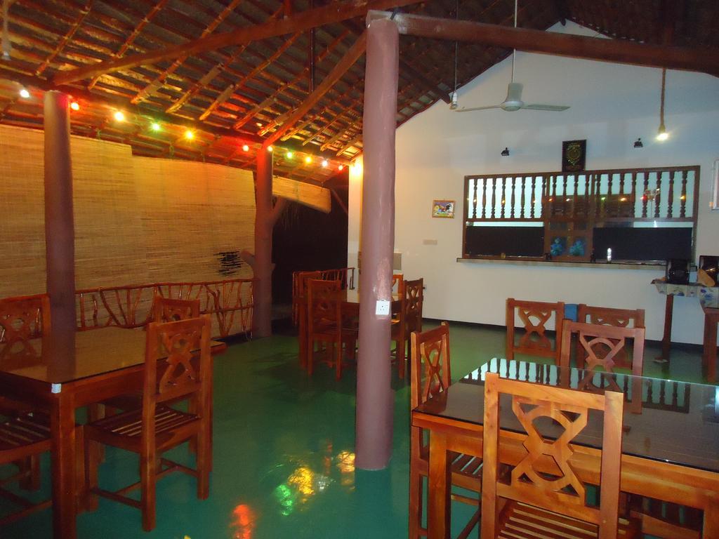 Pearl Cave Cabanas & Resturant Tangalle Eksteriør billede