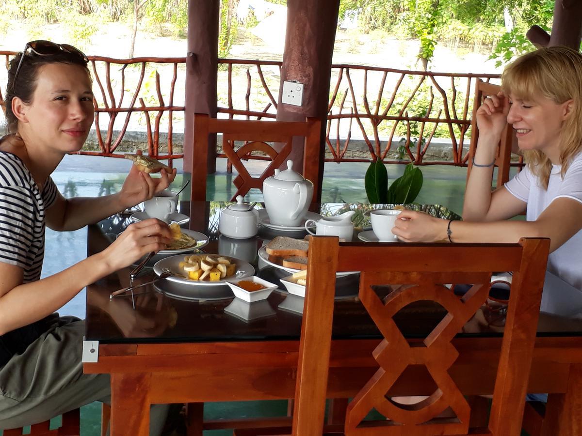 Pearl Cave Cabanas & Resturant Tangalle Eksteriør billede